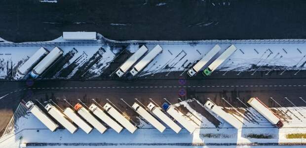 В Костромской области временно ограничено движение большегрузов на трассе Р-243