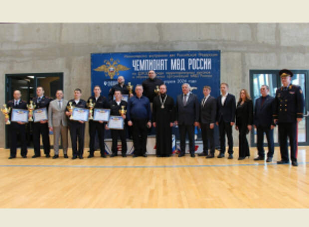 Игорь Зубов наградил победителей и призеров чемпионата МВД России по дзюдо