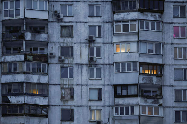 Жителям Киева предложили ходить в туалет в кошачьи лотки из-за проблем с ЖКХ