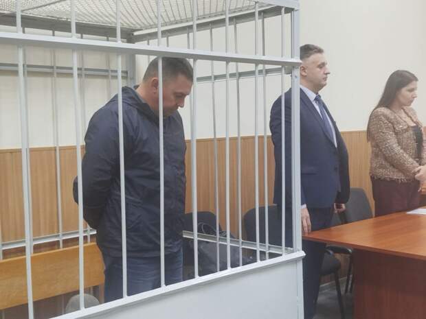 Главе Владимира Дмитрию Наумову продлили арест на два месяца