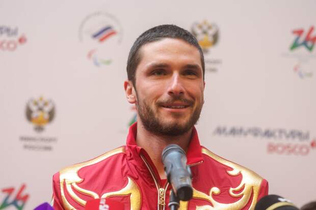 Единственному призеру ОИ от России дали визу за день до старта международного турнира