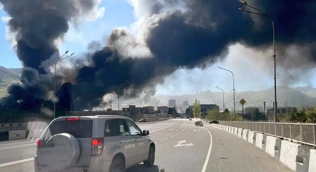 Президент РФ поручил главе МЧС в ближайшие часы направиться в Туапсе