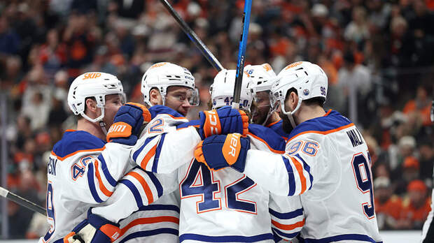 «Эдмонтон» обыграл «Анахайм» благодаря голу Подколзина и сократил счёт в серии