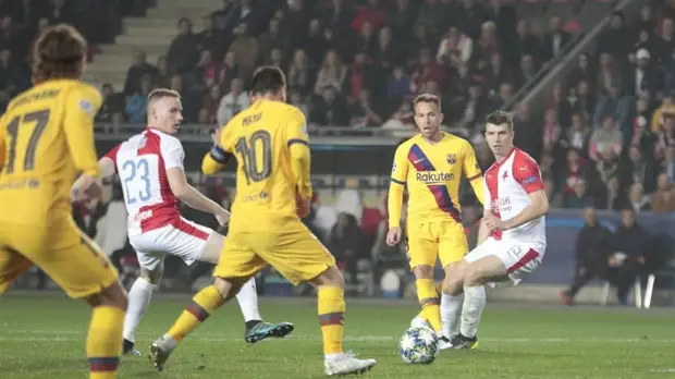 «Барселона» обыграла «Славию» в матче Лиги чемпионов