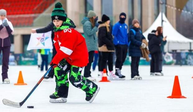 Зимний фестиваль школьного и студенческого спорта посетили более 8 тыс. юных москвичей