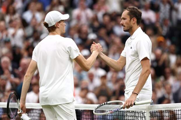 Медведев — Синнер: хроника личных встреч перед финалом в Индиан-Уэллсе