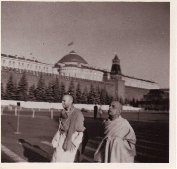 Свами Прабхупада в Москве, 1971