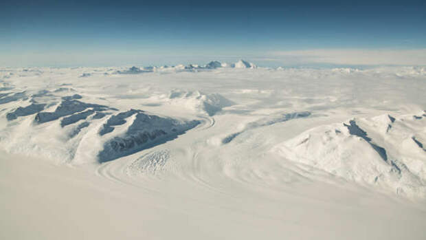 Озеро подо льдами Антарктиды содержит формы жизни. Они были изолированы от мира тысячи лет