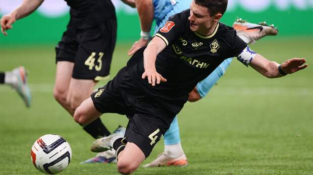 Глушков — о пенальти «Зенита» в ворота «Динамо» Мх: «Вся страна видела этот цирк, но ничего не изменится»