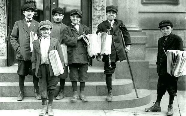 Льюис Уикес Хейн - Маленькие разносчики газет в Джерси-Сити, ноябрь 1912 года Весь Мир в объективе, история, фотография