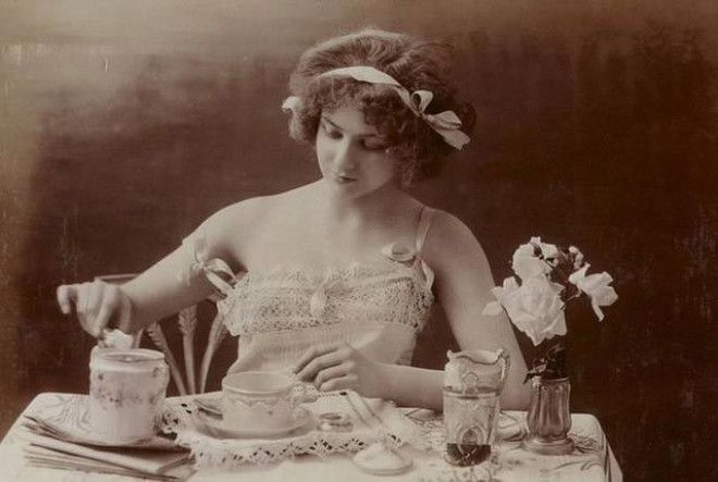 Как выглядела эpoтикa 100 лет назад (современная реклама куда развратнее) девушки эдвардианской эпохи эдвардианская эпоха девушки