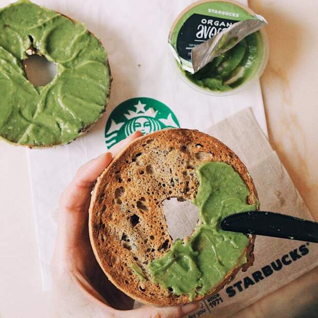 Здоровые блюда в Starbucks, которые любят диетологи
