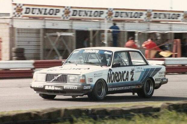 volvo-240-turbo-swedish-Revolution-in-motorsport-2021-proauto-03