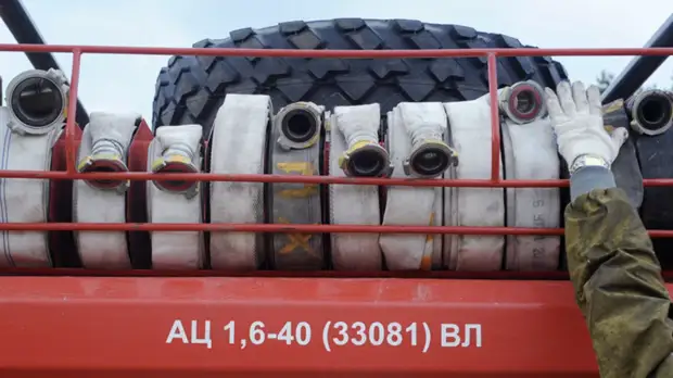 Из загоревшейся многоэтажки в Сочи эвакуировали 30 человек