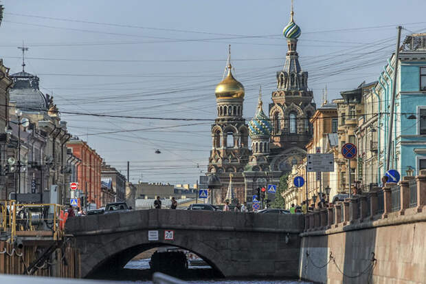 Прогулка по каналам и рекам Петербурга