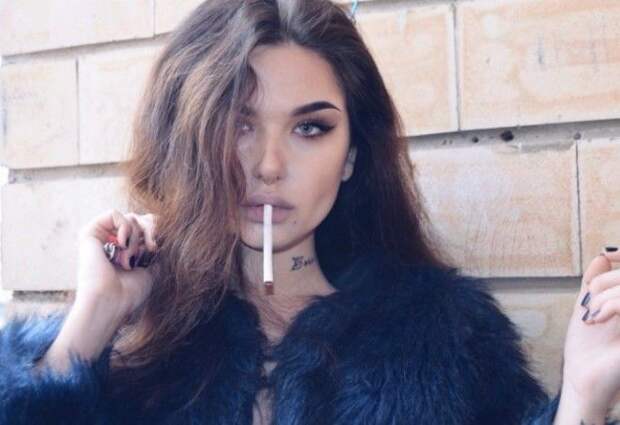 SСмотреть футбол и другие вещи которые нельзя делать женщинам разных стран