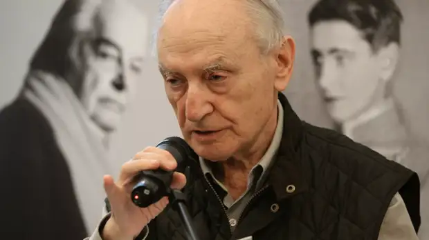 Умер литературовед Юрий Манн