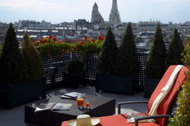 Отель Plaza Athenee, Париж