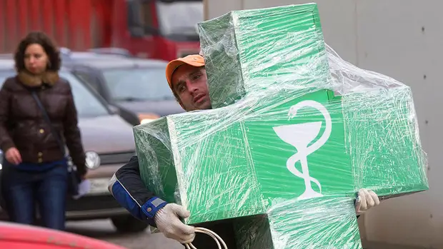 Глава Минздрава Мурашко заявил, что россиянам не нужно делать запасы лекарств