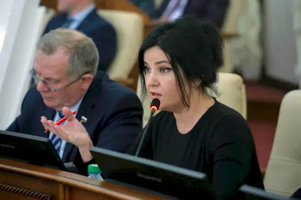 Майское настроение. Фоторепортаж с отчёта губернатора Виктора Томенко