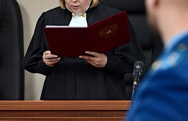 Пилот российского вертолета выслушал приговор за крушение