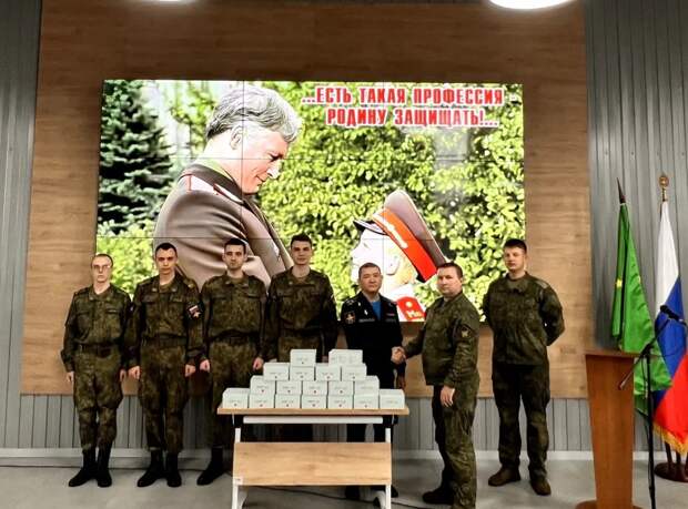 Военный учебный центр передал гумгруз военнослужащим
