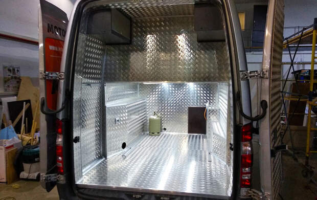 Переоборудование Mercedes-Benz Sprinter в мотодом