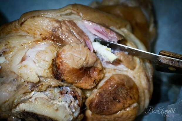 Как приготовить колено по-чешски мясо в духовке, мясо в духовке из свинины, рецепт, рулька в пиве, рулька рецепт, свинина в духовке
