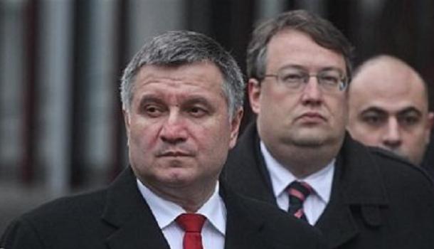 СК возбудил дело против главы МВД Украины из-за недопуска россиян к выборам | Продолжение проекта «Русская Весна»