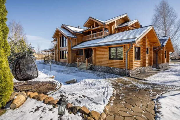 В Константиново продается усадьба с вертолетной площадкой за 350 000 000 рублей