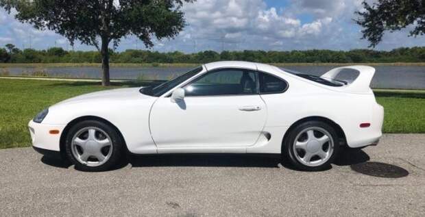 Нетронутая Toyota Supra 1994 с минимальным пробегом