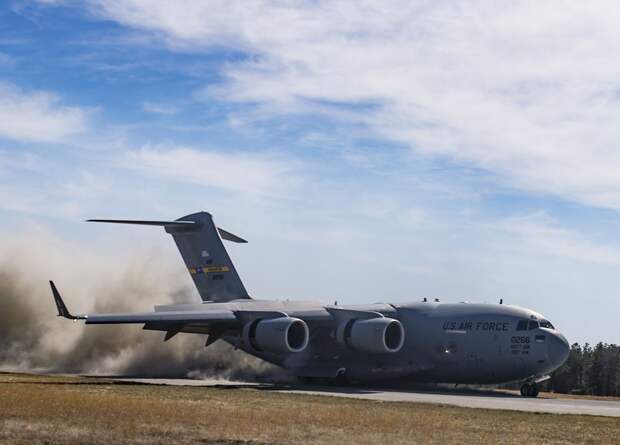 NBC: базы США пострадали от ударов Ирана сильнее, чем заявляет Белый дом