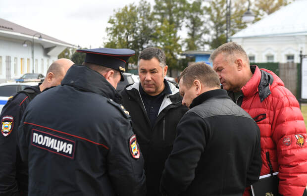 Губернатор Игорь Руденя провёл в Торопецком округе совещание оперативного штаба по ликвидации последствий падения обломков БПЛА