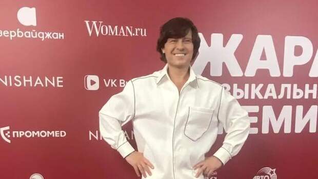 «Уже распущенность»: Шаляпин на премии «ЖАРА» в Москве высказался о голых фото Зверева