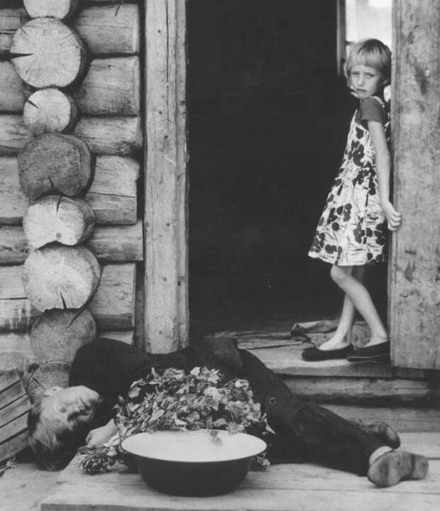 Выходной день. СССР, 1965 год. Автор фотография: Игорь Гневашев. Выходной день. СССР, 1965 год. Автор фотография: Игорь Гневашев.