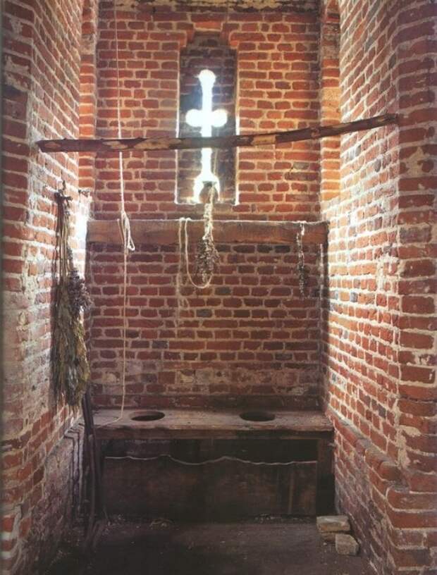 Как были устроены средневековые туалеты. Часть 1 Средневековье, Туалет, Длиннопост