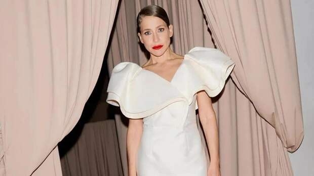 Юлия Барановская по вечерам трудится в монастыре