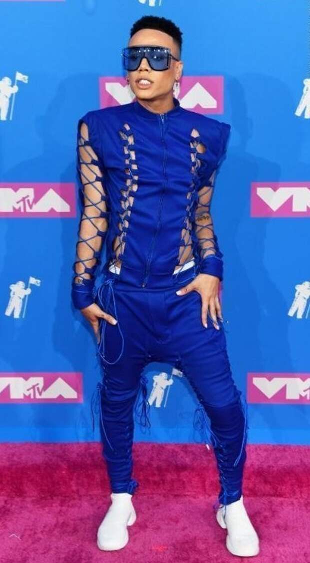 Кто во что горазд, или с кого лучше не брать пример на премии MTV-2018 Кто во что горазд, или с кого лучше не брать пример на премии MTV-2018