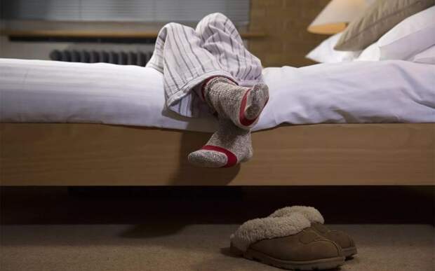 Врачи рассказали о неожиданной пользе сна в носках