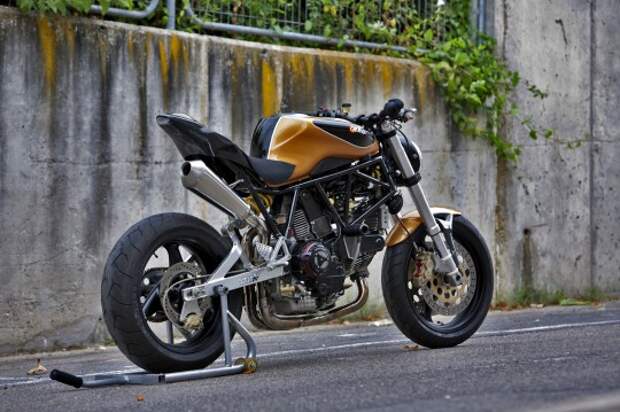 Ducati 900SS IE 