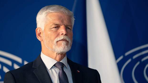 Президент Чехии Павел предложил России напасть на Прибалтику