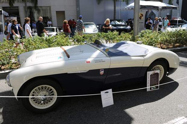 2010 Rodeo Drive Concours (56 фото) 2010 Rodeo Drive Concours (56 фото)