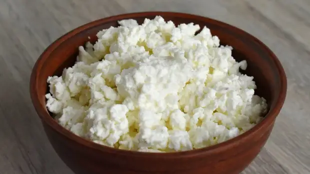 Диетолог рассказала о правилах употребления творога