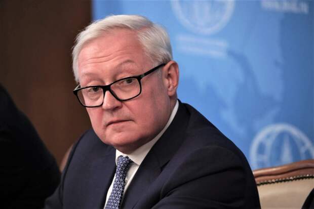 Рябков переадресовал все вопросы по ДСНВ к США