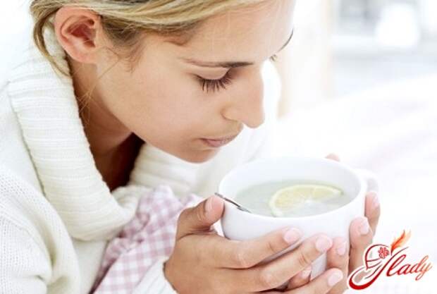 польза воды с лимоном