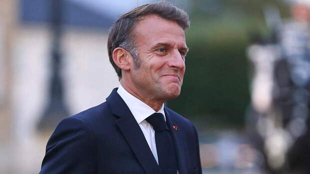 Politico указала на перевоплощение Макрона из «визионера единой Европы» в зануду