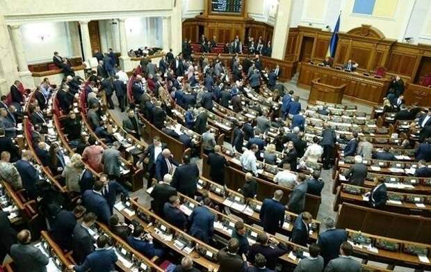 В Верховную раду проходят 4 партии В Верховную раду проходят 4 партии