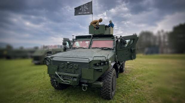 У украинских ССО заметили бронеавтомобиль Sisu GTP 4×4