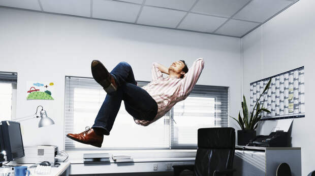 В Госдуме предложили не включать выходные в число дней отпуска