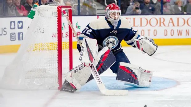 Бобровский признан второй звездой дня в НХЛ